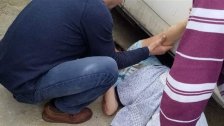 سقطت من سيارتها وإنزلقت تحت سيارة المارسيدس على طريق عام حلبا الجومة