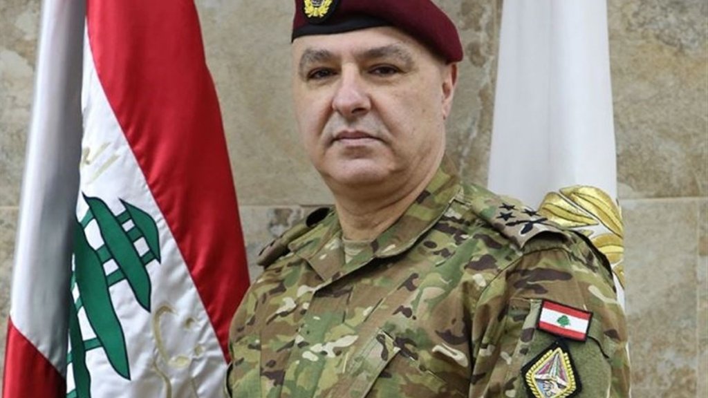 قاٸد ​الجيش​ ​العماد جوزيف عون​ يقوم منذ الصباح الباکر بجولة علـى بعض الوحدات المنتشرة في ​جبل لبنان​ و​بيروت (LBC)