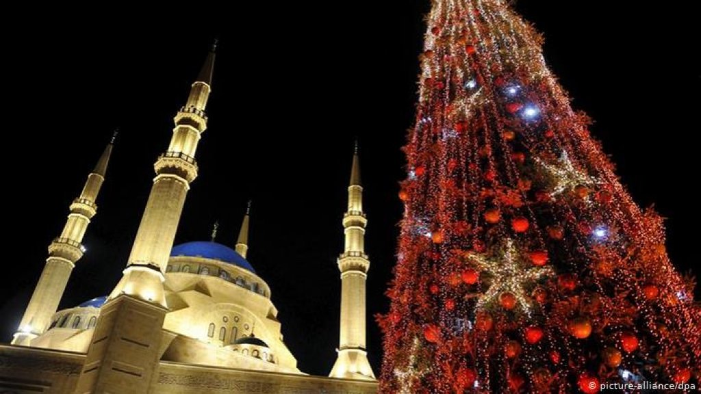 &quot;رويترز&quot;: عيد الميلاد في لبنان &quot;ليس سعيداً&quot;..المبيعات وحجوزات الفنادق إنخفضت بشكل كبير في ظل الأزمة الاقتصادية الأسوأ منذ الحرب الأهلية