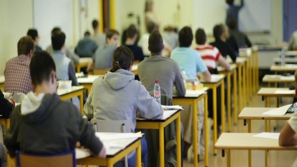 بعد البلبلة حول مصير امتحانات الشهادة الرسمية لهذا العام...مصادر تربوية لـ "المركزية": "فكرة إلغاء الامتحانات لم تُطرح حتى الآن"