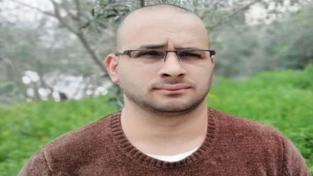 الشاب "احمد دهيني" رحل متأثرا باصابته جراء تعرّضه لحادث مروّع قبل أيام على طريق المطار