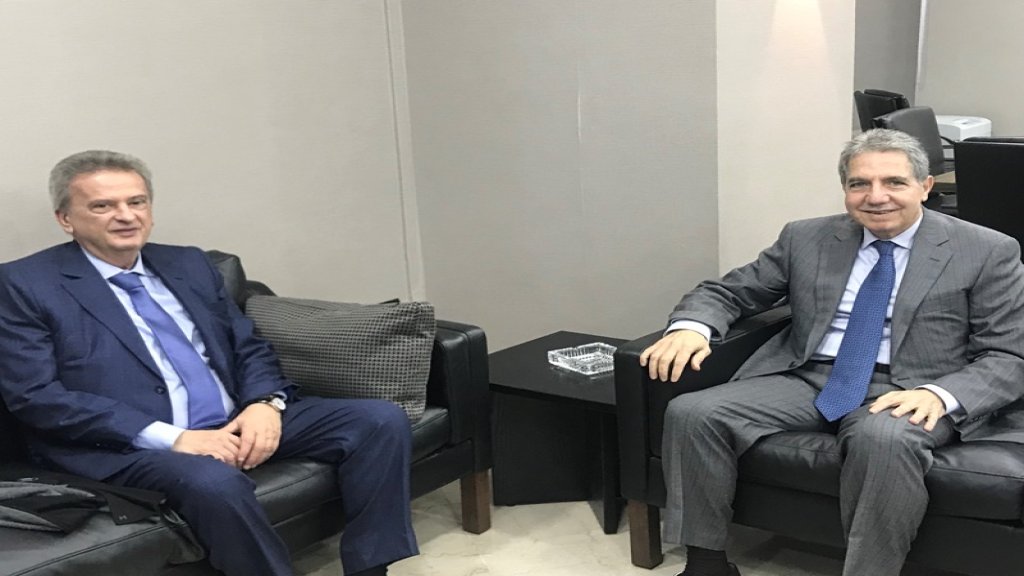 وزير المالية يستقبل حاكم مصرف لبنان رياض سلامة في مكتبه في الوزارة  عارضاً معه الوضع النقدي