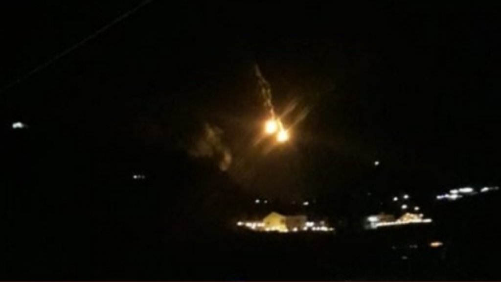 جيش الاحتلال الاسرائيلي يطلق قنابل مضيئة فوق موقع الرادار شرقي شبعا