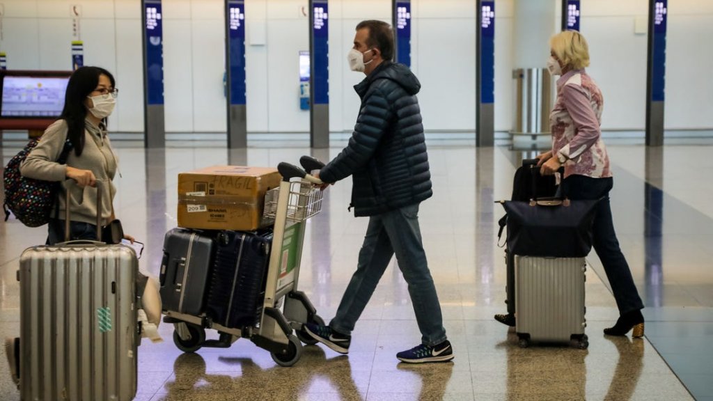 توسع دائرة الإشتباه بالفيروس القاتل في أميركا...لإخضاع أي شخص تظهر عليه أعراض الإنفلونزا لاختبارات كورونا