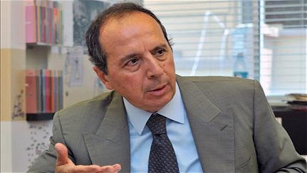 جميل السيد عن "كورونا":  هذا المرض بالغ الجدّ....عندنا يعالجونه بالتسخيف لأن لبنان بلد التفاهة بإمتياز والتنكيت بالمرض مش هضامة هَبَل!