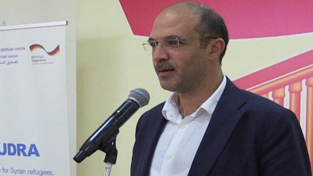وزير الصحة يطلب من طلاب الطب الى التطوع للمشاركة في مكافحة فايروس كورونا 