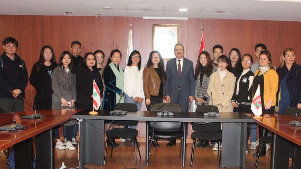 رئيس الجامعة اللبنانية يعتذر من الطلاب الصينيين عن أي إساءة أو تنمّر: حالة فردية ولا يجب أن تُعمّم لأنها لا تعكس أخلاق الشعب اللبناني