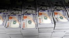 بعد تحديد مصرف لبنان سقفا أعلى لسعر الصرف...توقع باعتماد الدولار بـ 1970 ليرة لبنانية!