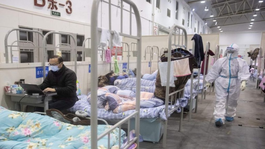 الصين تعلن إغلاق جميع المستشفيات المنشأة مؤقتاً لمكافحة فيروس كورونا في ووهان بعد انخفاض عدد الإصابات