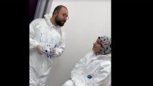 بالفيديو/ طالبان من طلاب الطب المتطوعين لمواجهة "كورونا" في مستشفى الحريري يرددون: "سوف نبقى هنا، كي يزول الألم"!