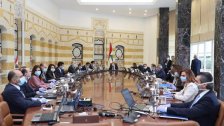مجلس الوزراء: تقرر ان توزّع مساعدات اجتماعية للمواطنين الذين تعطلت اعمالهم وفقدوا وسيلة رزقهم وسيتم توزيع مساعدات غذائية في مختلف المناطق