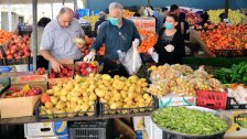 ارتفاع أسعار الخضار والفاكهة بين 30 و 35%...الطلب أكبر من العرض وتوقعات بانخفاض الأسعار بعد 15 نيسان!