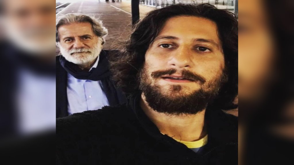 الفنان اللبناني مارسيل خليفة يعلن شفاء ابنه رامي من فيروس كورونا... "الحجر امتد بنا طويلا قرابة الشهر وكان السبيل للشفاء هو دواء الحب الممزوج بالموسيقى"