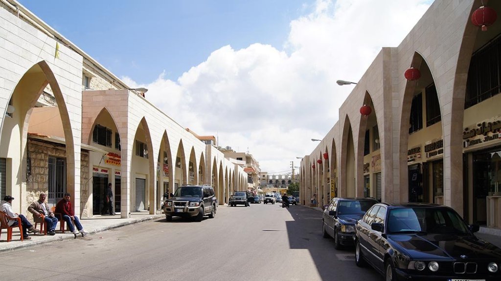 بلدية بنت جبيل تلزم القصابين الالتزام بالتسعيرة المعتمدة تحت طائلة تسطير محاضر مالية وإقفال الملحمة بالشمع الأحمر