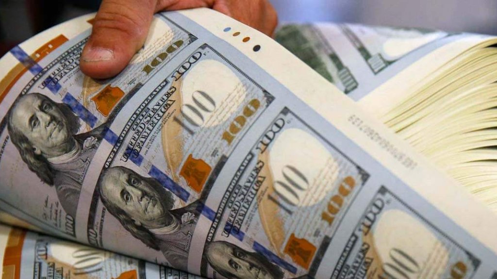 توقعات بانخفاض سعر صرف الدولار وصولا للـ2800 ليرة وتخوف من معاودة ارتفاعه للـ3500 بشكل مفاجئ!