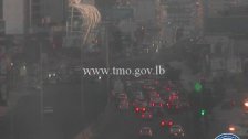 قطع اوتوستراد الضبية بالاتجاهين من قبل بعض المحتجين