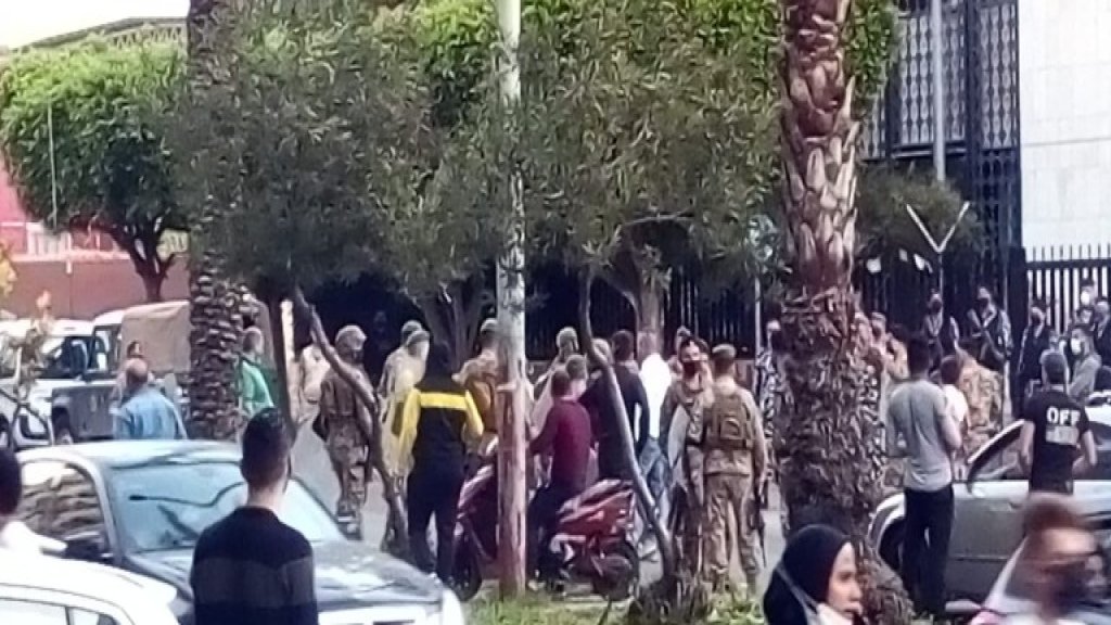 إطلاق سراح الشبان السبعة الذي أوقفهم الجيش على خلفية رمي حجارة باتجاه مبنى مصرف لبنان في صيدا