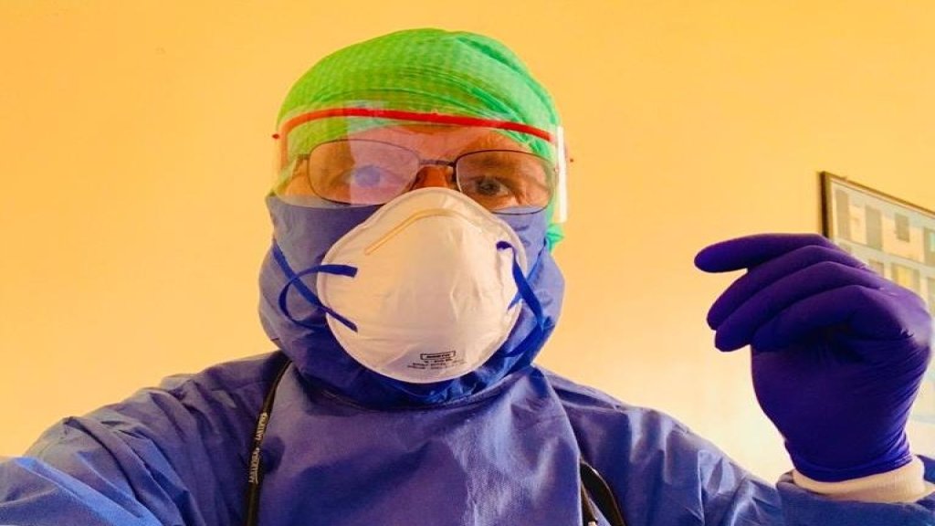 أكثر من 200 طبيب لبناني يعمل في الشمال الإيطالي في بؤر الوباء..والطبيب رياض قانصو: اكتسبنا خبرات تجعلنا لا نهاب أي موقف وعلينا نقلها إلى وطننا لبنان