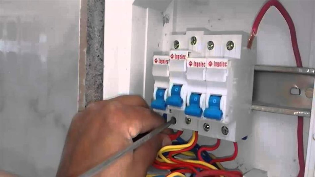 لا تغذية لبعض أحياء بنت جبيل المستفيدة من مولدات الكهرباء في البركة غداً الأحد بسبب الصيانة