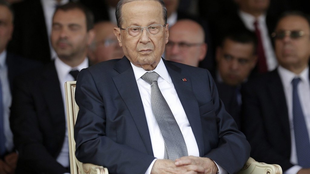 الرئيس عون دعا اللبنانيين الى الصلاة اليوم ليحمي الله البشرية من خطر كورونا..."فلتتعانق أصوات المآذن مع قرع الاجراس"