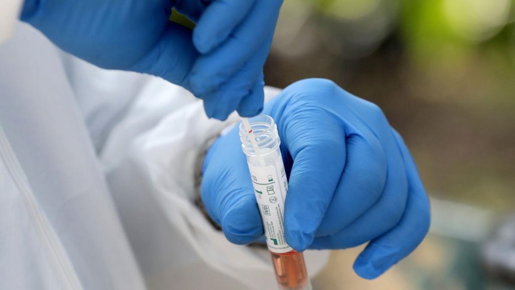 طالب جامعي عائد من أوكرانيا ثبت إصابته بكورونا في البقاع الغربي (الوكالة الوطنية للإعلام)