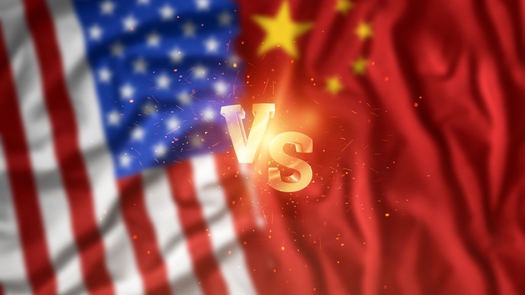 وزير الخارجية الصين: الولايات المتحدة والصين تقتربان من &quot;حافة حرب باردة جديدة&quot;...
