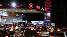 معلومات الـLBCI: أزمة بنزين مرتقبة في اليومين المقبلين...الكميات المتبقية في منشآت الدولة قليلة والمستوردين أبلغوا الموزعين بألا تسليم غداً بكميات كبيرة 
