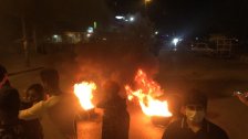 بالصور/ إحراق إطارات في ساحة النور طرابلس احتجاجاً على الأوضاع المعيشية