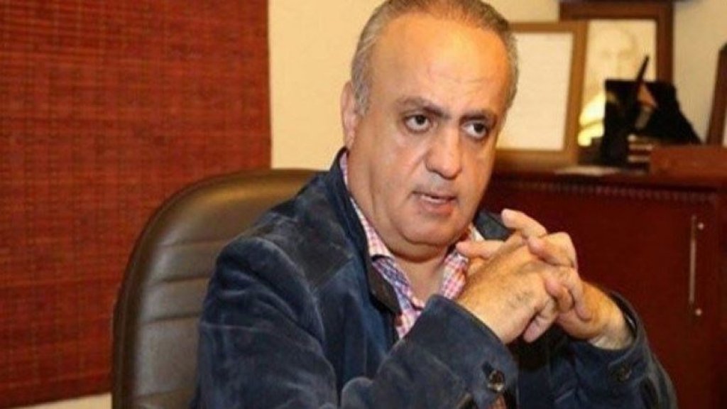 وهاب: فخامة الرئيس بالله عليك إجمع الحكومة مع فريق عمل جدي وابدأ بخطة سريعة وهذا أفضل من دعوة مجرمين وسارقين لطاولة لن تخرج بنتيجة....بالله عليك بدون تضييع وقت الوضع ذاهب للإنفجار  .