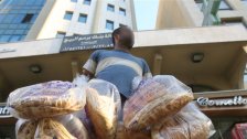 حل أزمة الخبز قريب ولكن...هل سيتغير سعر الربطة بعد ارتفاع كلفة المواد الأساسية 5 أضعاف؟
