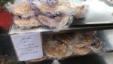 تضامن بين اللبنانيين رغم الأزمة...ربطة الخبز بـ1000 ليرة واذا ما معك خود مجانا