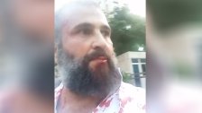 بالفيديو/ المحامي والناشط واصف الحركة يتعرض للإعتداء بالضرب بآلات حادة بعد خروجه من مقابلة اذاعية اجراها بعد ظهر اليوم