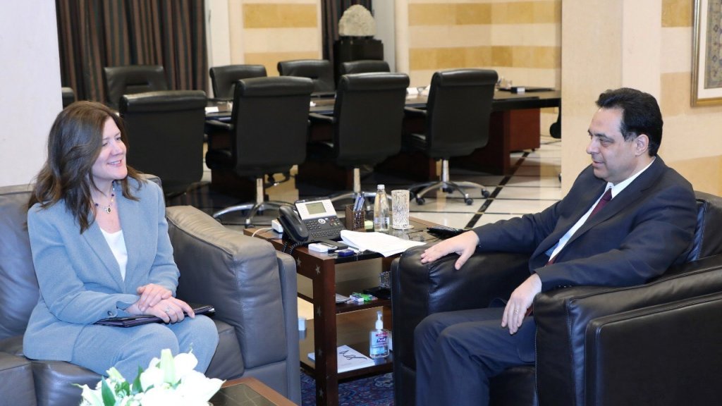 الرئيس دياب يستبقي السفيرة الأميركية على الغداء بعد اجتماع بينهما في السرايا (الجديد)