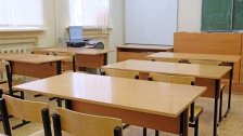 تسجيل صوتي ينتشر لإحدى طالبات الجامعة اللبنانية بحسب ما تم تداوله: اختلطت بخالو وعندو حرارة لأن كان مختلط بحدا وطلبنا منو ما يحكي لأن بدي انزل الاسبوع الجاي اعمل امتحان وما الي خلق فوت بمعمعة!