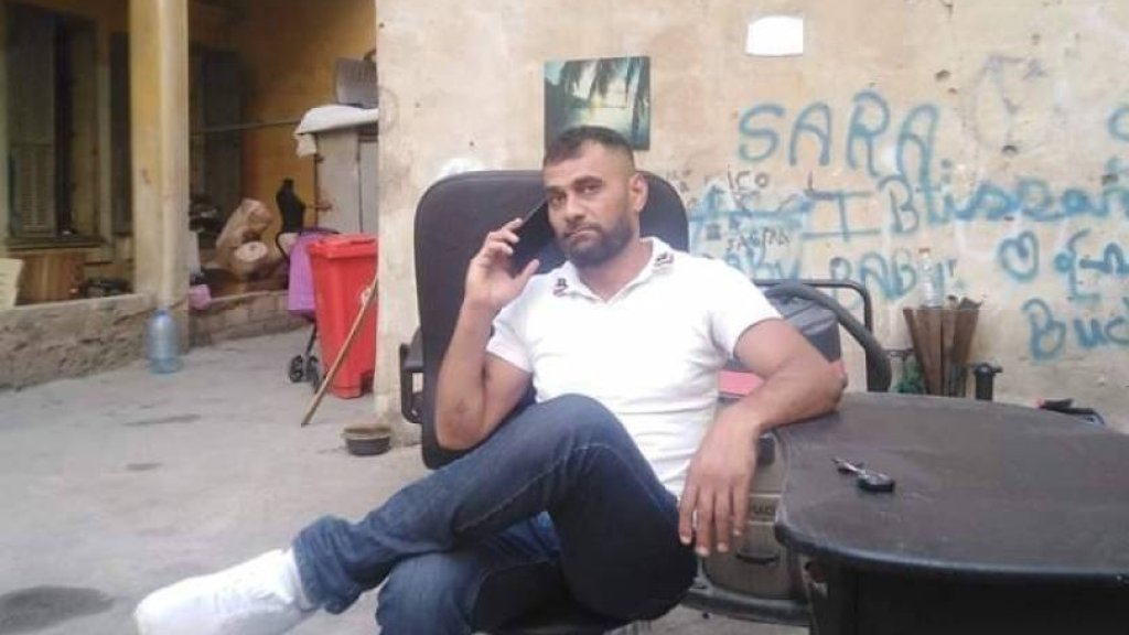 مقتل "أحمد الصفدي" بعد إصابته برصاصات عدة.. مجهول على متن دراجة أطلق النار عليه في منطقة التل بعد إشكال بينهما