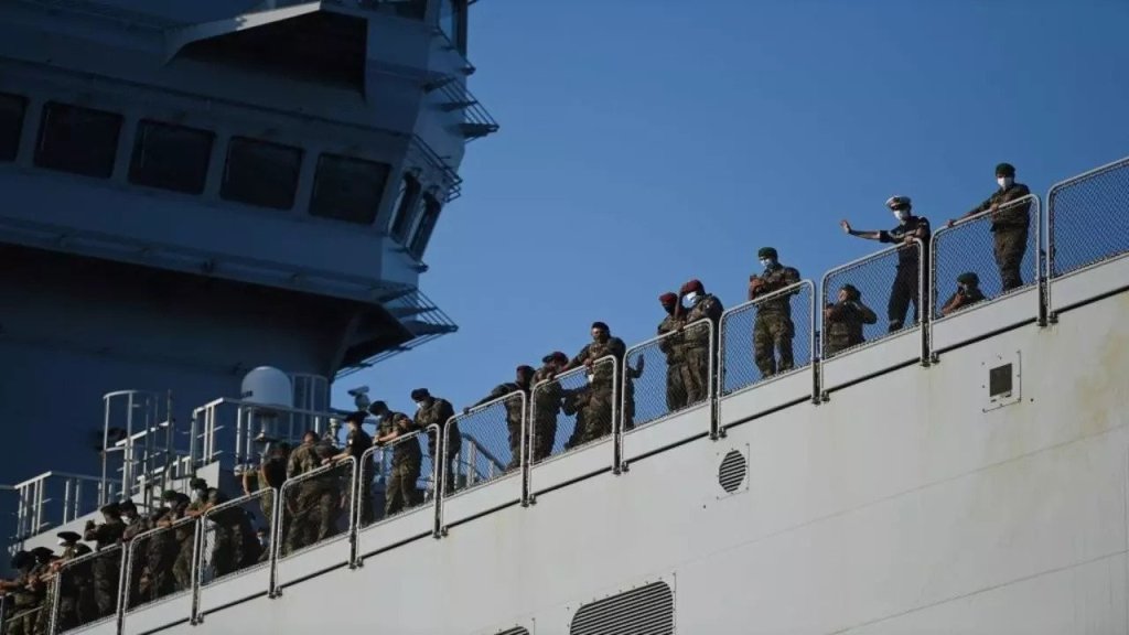 القوات المسلحة الفرنسية: إرسال طائرتي رافال إلى شرق المتوسط وحاملة المروحيات المتوجهة إلى لبنان ستكون جزءا من تعزيزات المتوسط