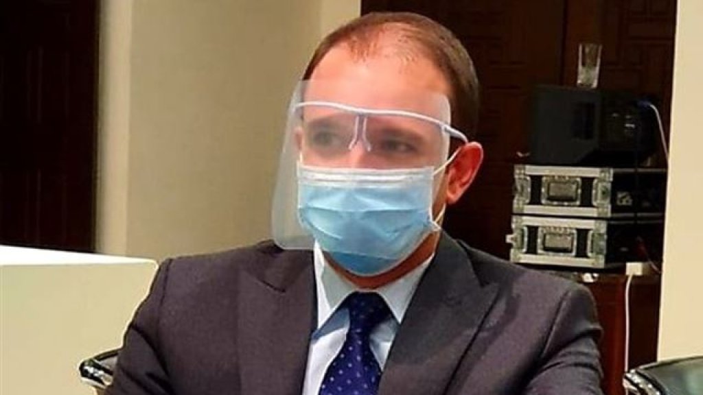 محافظ بعلبك الهرمل: "نظراً لإزدياد الحالات الإيجابية في بلدة قصرنبا سيتم عزلها ابتداء من صباح يوم غد لمدة 3 أيام قابلة للتجديد"