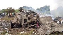 بالصور/ تحطم طائرة بعد إقلاعها بوقت قصير من مطار جوبا جنوب السودان ومقتل من كان على متنها!