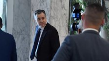 لبنانيون يتفاعلون مع اعتذار أديب عن تشكيل الحكومة: "الدولار يحلق...انطلقت الرحلة إلى جهنم"!