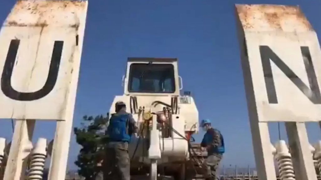 بالفيديو/ اليونيفيل: جنود حفظ السلام إنتشروا في العاصمة بيروت ومعهم آليات ثقيلة ومعدات أخرى للمساعدة في إزالة الأنقاض وإعادة الاعمار