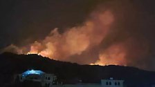 الحرائق تشتعل في أغلب المناطق....حريق كبير في جبل فغري في خراج دوما ومناشدة لإرسال طوافات