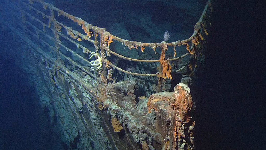 بعد 108 أعوام على تحطمها...خطة لاستعادة معدات  سفينة التيتانك وتخوفات من وجود آثار رفات بشرية عليها!