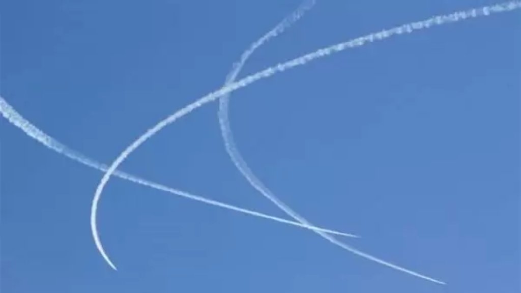 الوكالة الوطنية: تحليق مكثف للطيران "الإسرائيلي" على علو منخفض فوق مناطق حاصبيا والعرقوب وصولاً الى مرتفعات جبل الشيخ والجولان المحتل