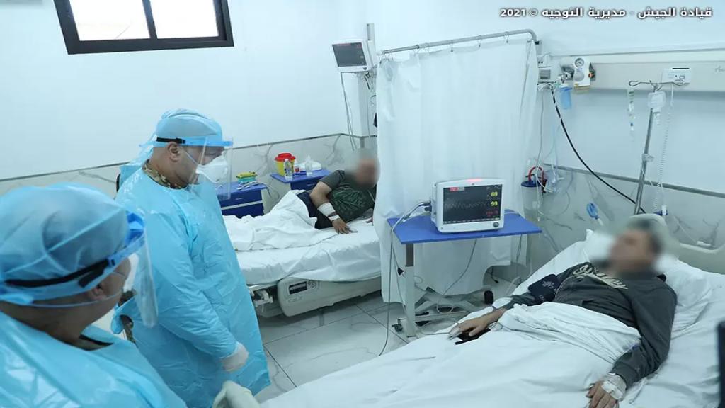 بالصور/ قائد الجيش يتفقد مرضى الكورونا في المستشفى العسكري المركزي: من أولوياتنا تأمين أفضل الخدمات الطبية للعسكريين 