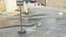 بالفيديو/  افراغ الجورة الصحية التابعة لسراي بنت جبيل الحكومي في الشارع العام