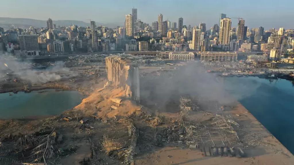 نصف عام على انفجار مرفأ بيروت.. التحقيق يفرمل داخلياً وخارجياً (الشرق الأوسط)