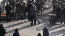 بالفيديو/ إشكال بين الجيش والمتظاهرين في البحصاص بطرابلس على خلفيّة فتح الطريق