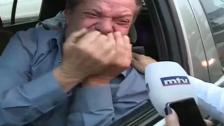 بالفيديو/ مواطن في طريقه لاجراء &quot;غسيل الكلى&quot; يبكي في سيارته خلال اقفال الطريق في منطقة الزوق:&quot;والله عندي وضع&quot;