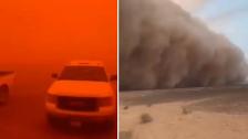 بالفيديو/ أقوى عاصفة رملية تجتاح السعودية وتحول سماءها إلى &quot;الأحمر&quot;