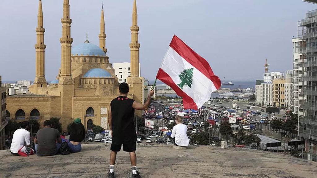 روسيا للبنانيين: أمامكم فرصة أخيرة.. إما أن تتشكل الحكومة في غضون 10 أيام وإما الإنهيار